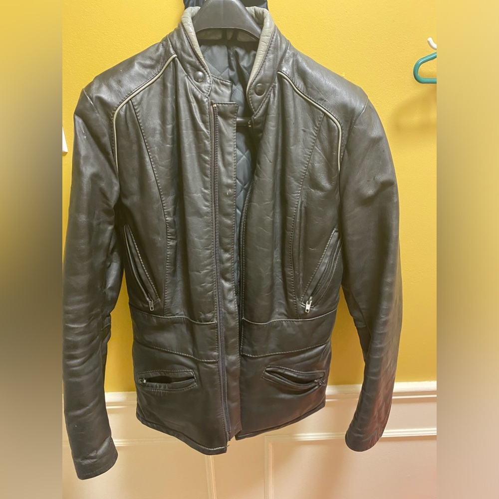 Women’s Taurus Genuine Leather Jacket Size 14 Women’s
